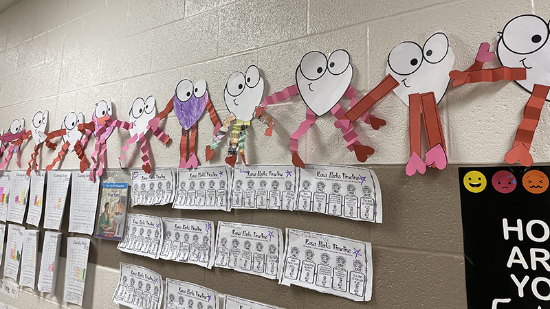 A heart craft that students in first grade created.