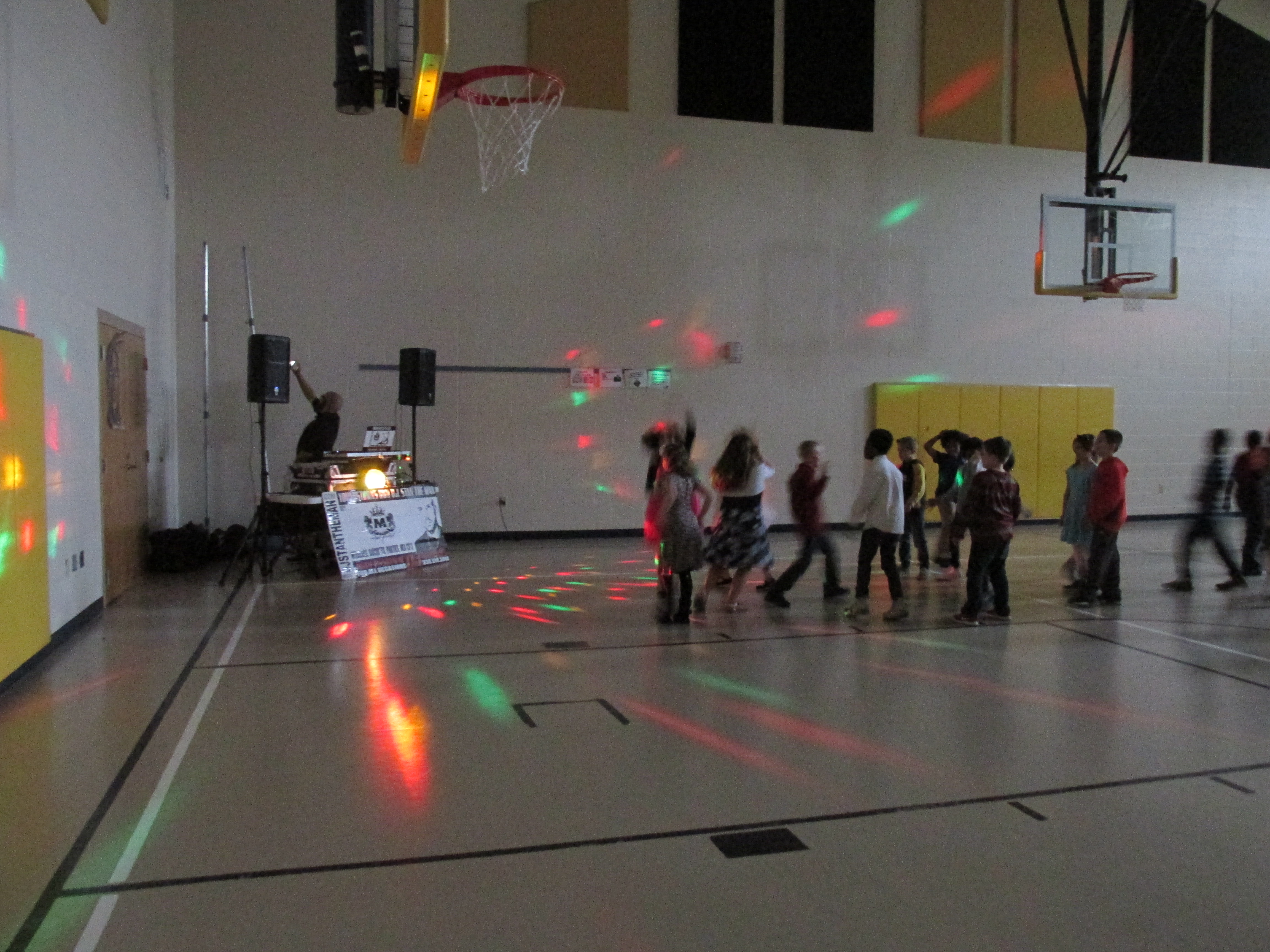 Grades 3-5 Spring Dance