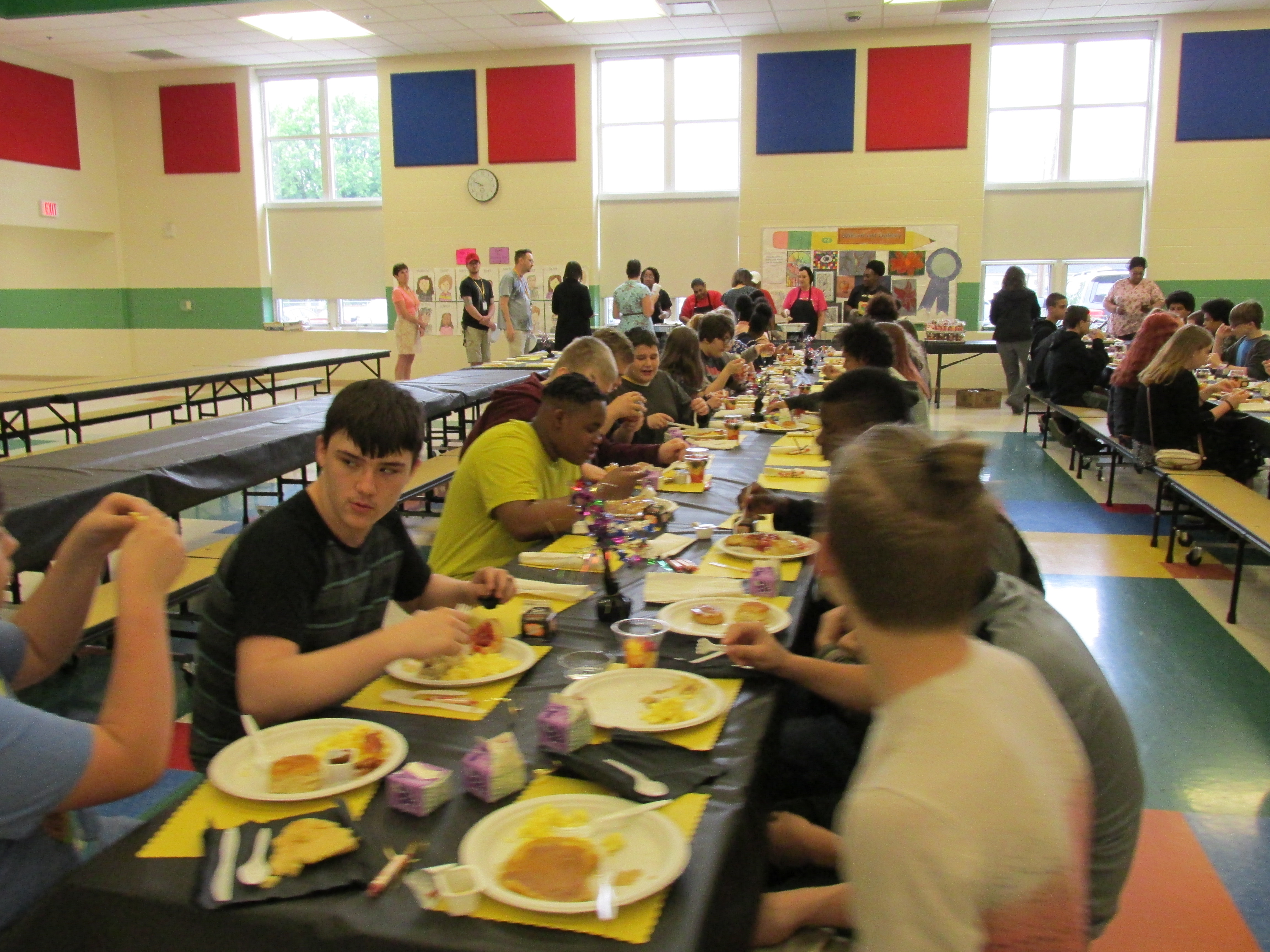 8th Grade Breakfast and Awards