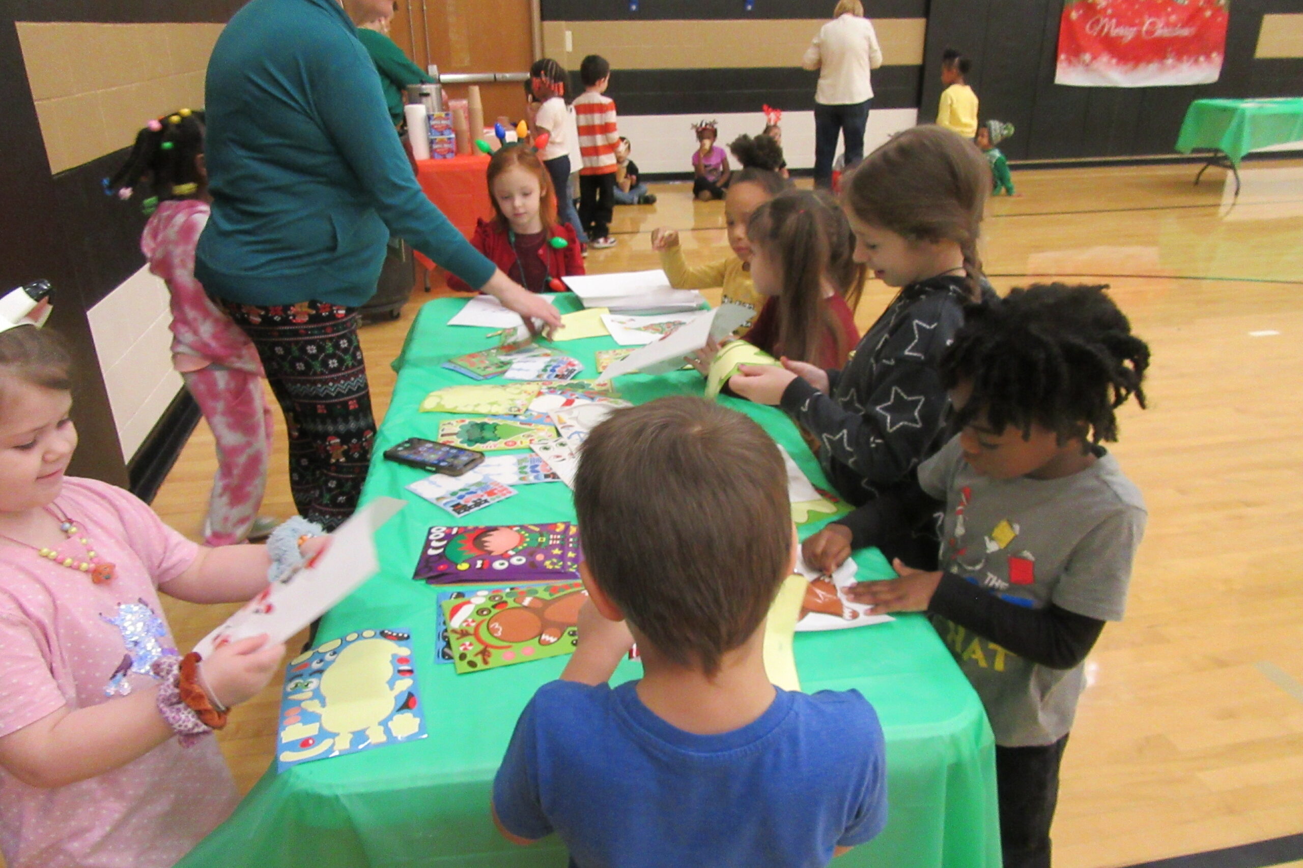 K-2 Pod Holiday Activities