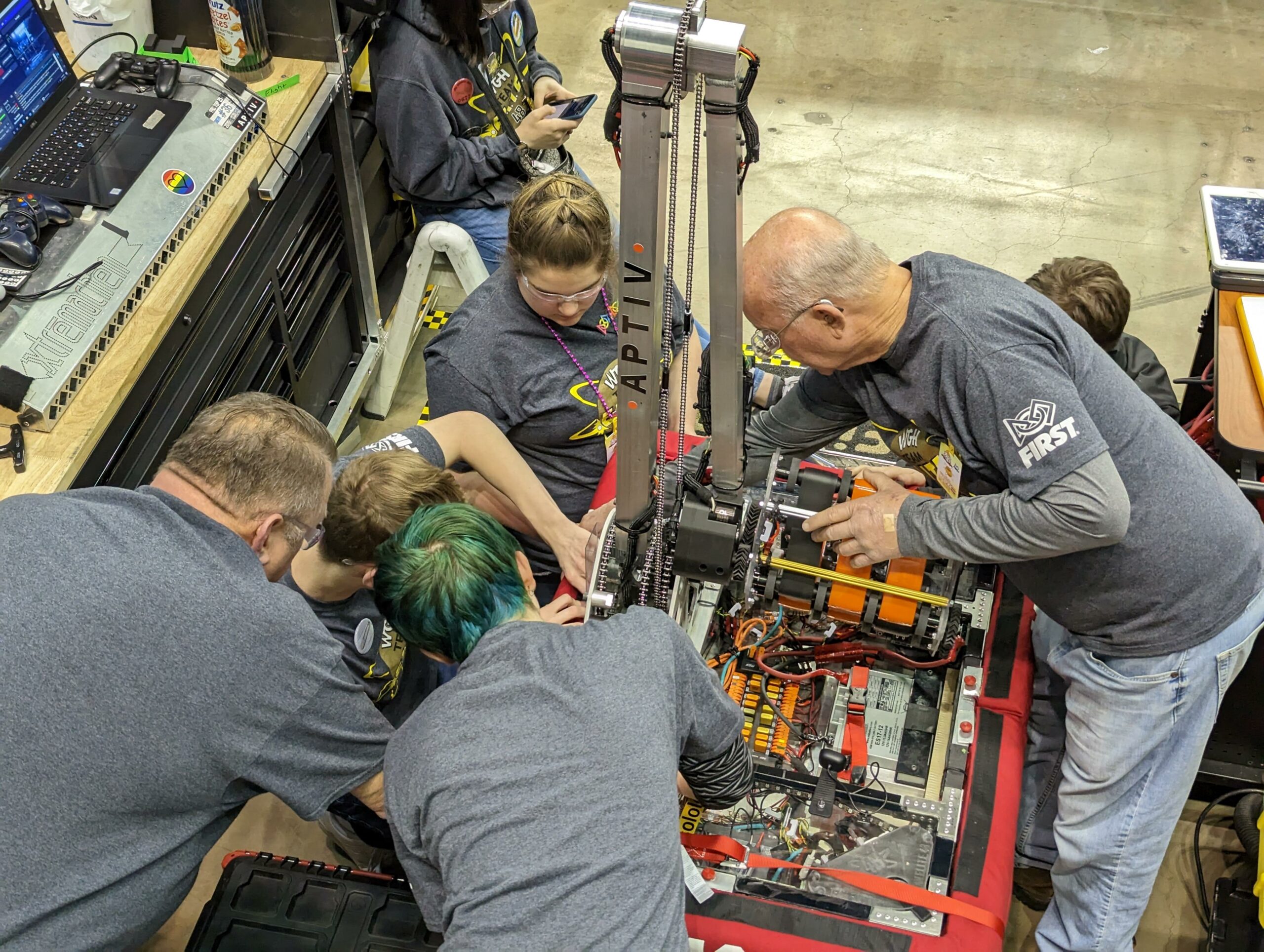 WGH’s Team E.L.I.T.E. makes strong showing at FIRST Robotics Competition Buckeye Regional; brings home Creativity Award!