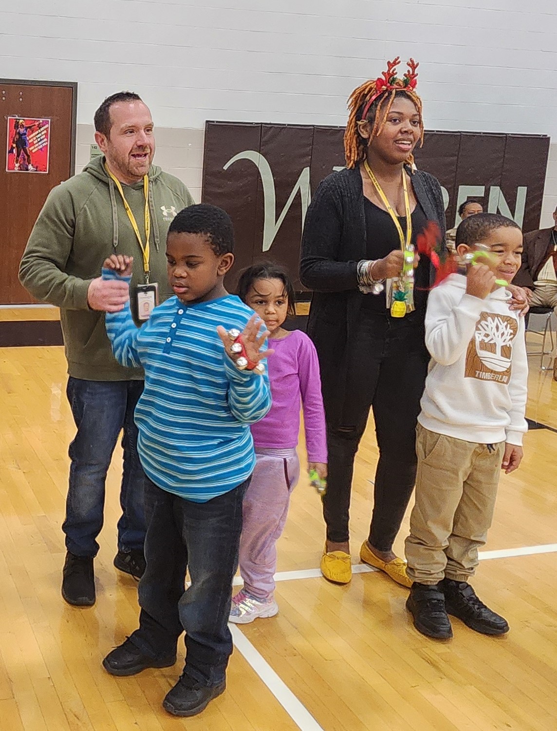 Sounds of the Season echo across Warren City Schools as students